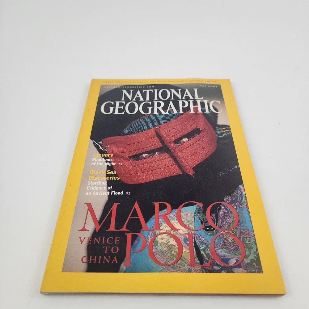 National Geographic Magazine‎ May 2001 No Insert